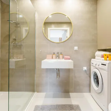 Lighthouse - Baltycka 22 Parking W Cenie Daire Kolobrzeg